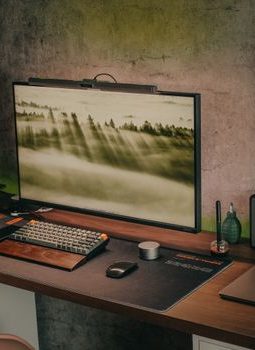 Mengapa Platform Blog Tertua Ini Masih Menjadi Rumah Kreatif Paling Nyaman Bagi Penulis Digital